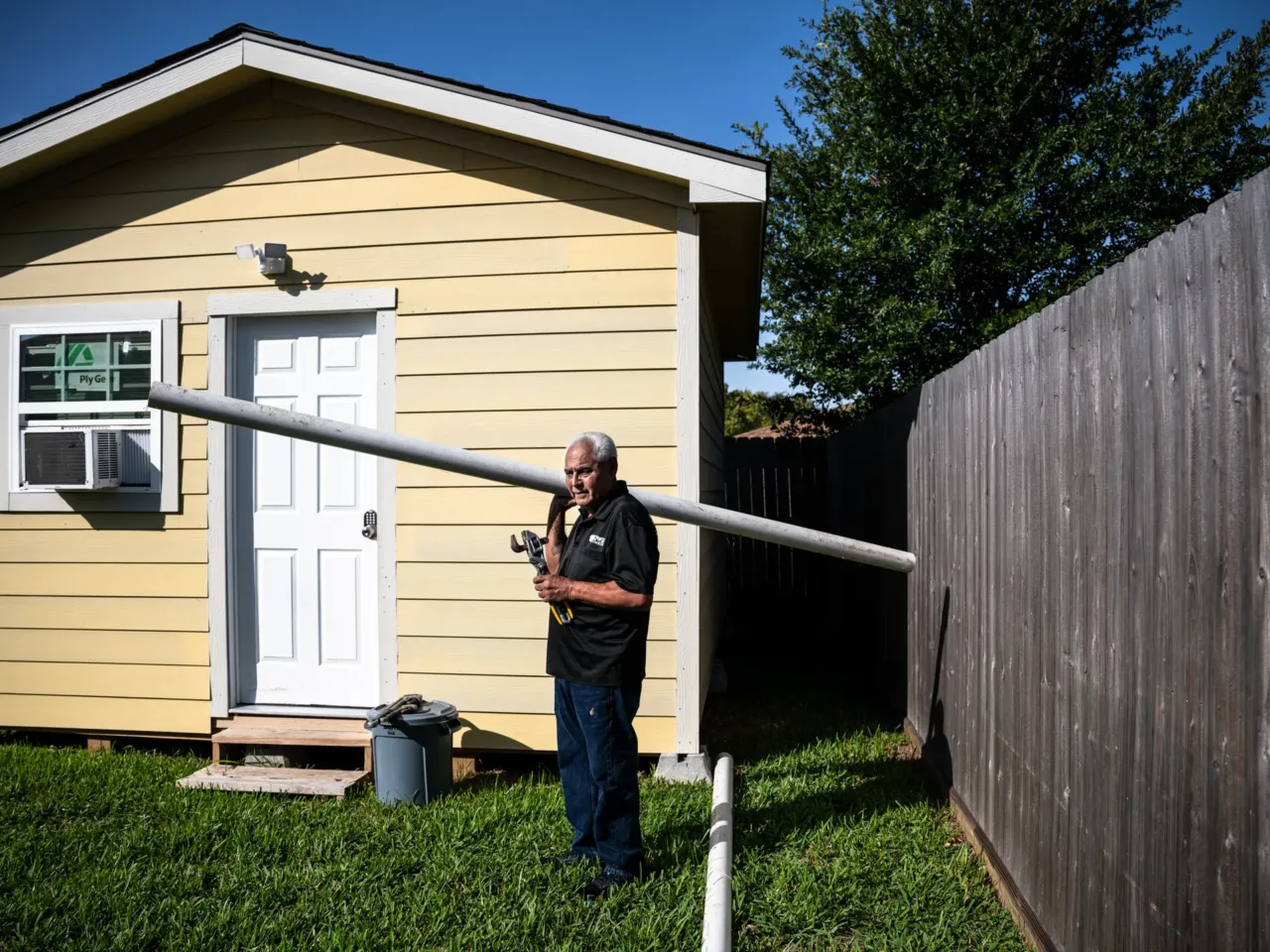 Trench collapses have killed hundreds of workers in the U.S. over the last decade 8 Larry Martin, 68, holds some of his late son’s tools and a pipe from the last plumbing job they worked together.