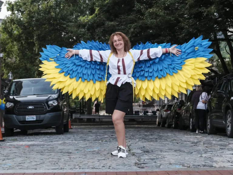 Photos: Ukrainians celebrate their Independence Day by running in vyshyvankas