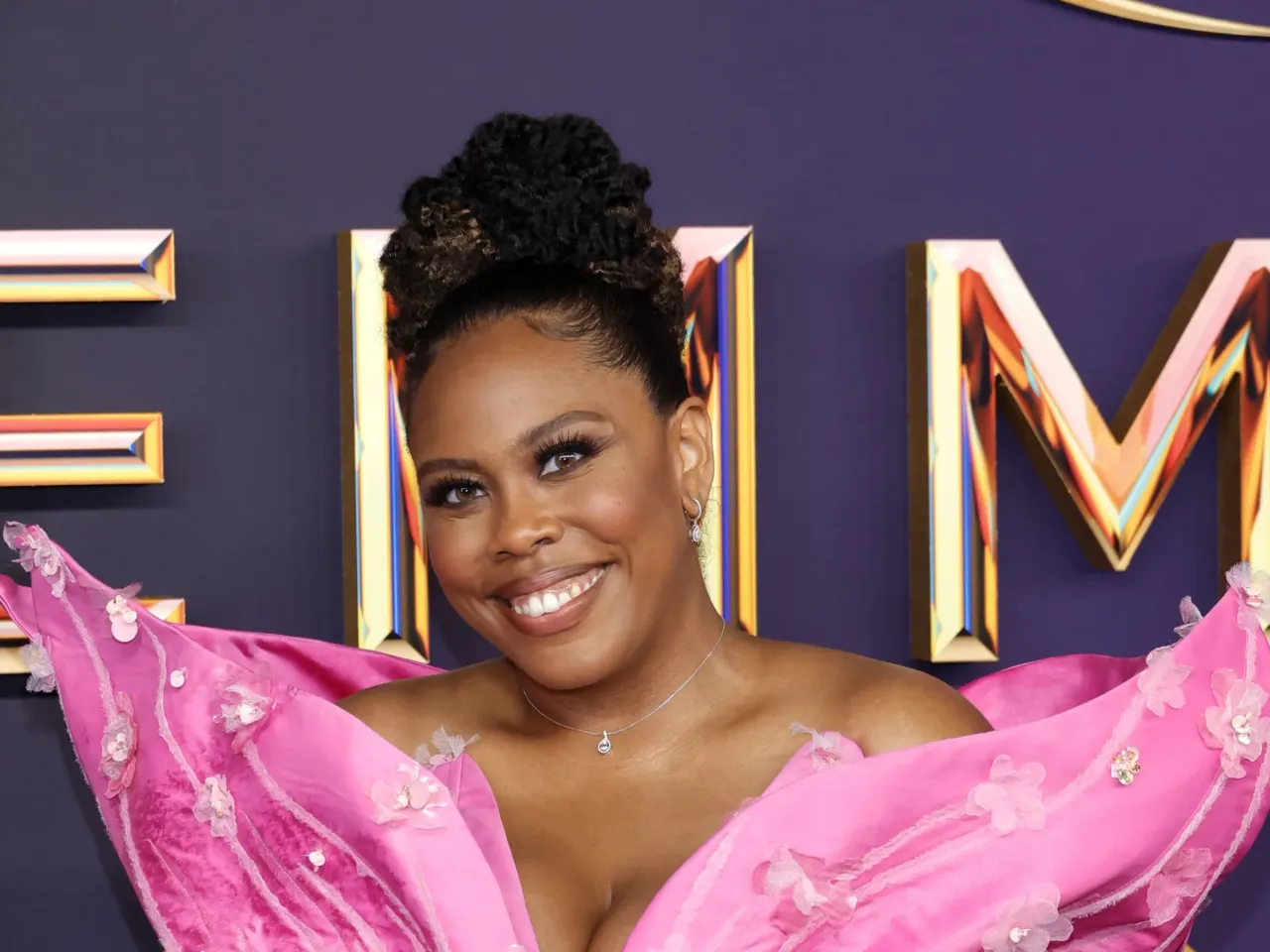 Check out the fashion as stars arrive at the 2024 Emmys red carpet 17 Amber Chardae Robinson