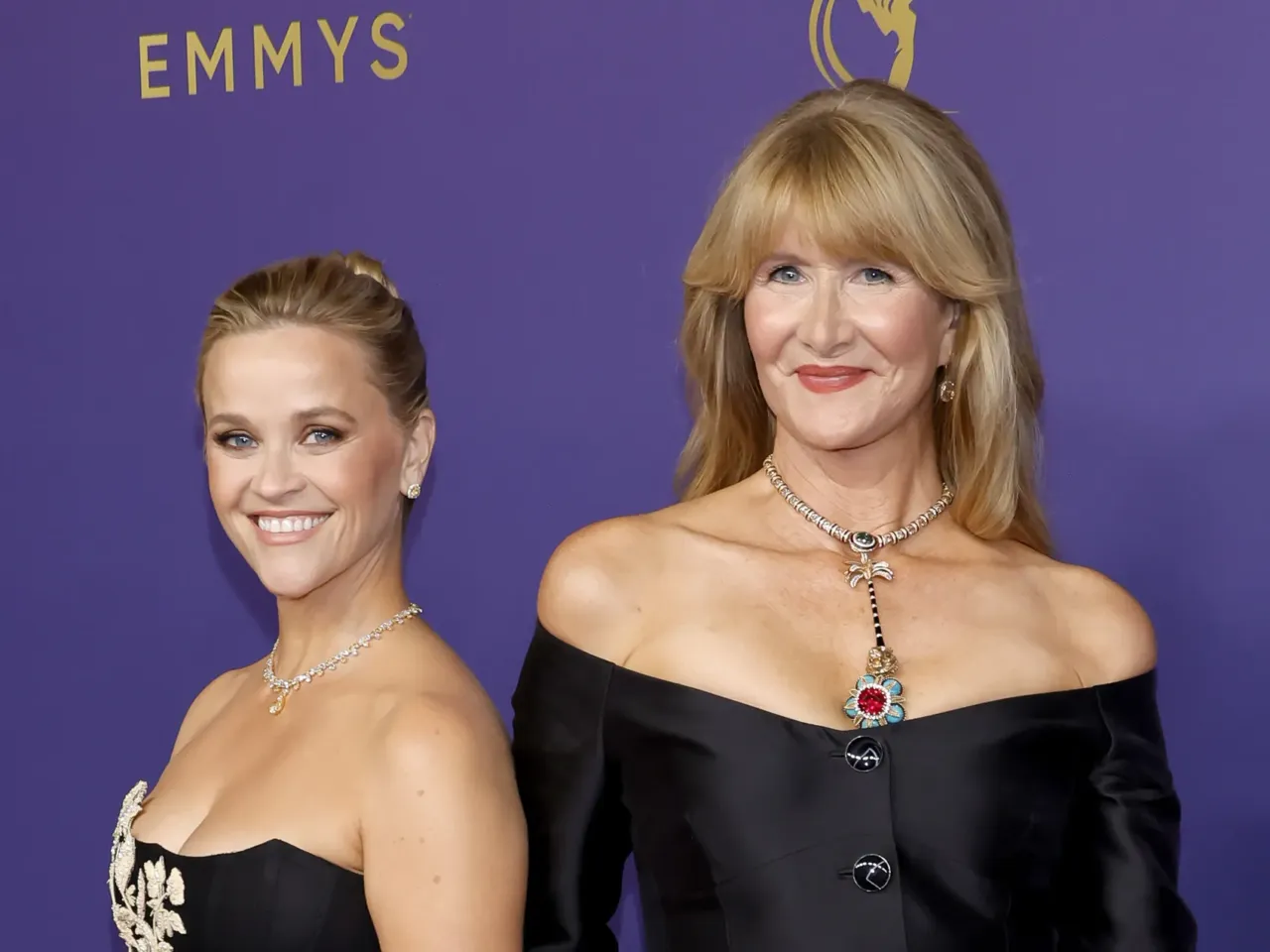 Check out the fashion as stars arrive at the 2024 Emmys red carpet 21 Reese Witherspoon and Laura Dern