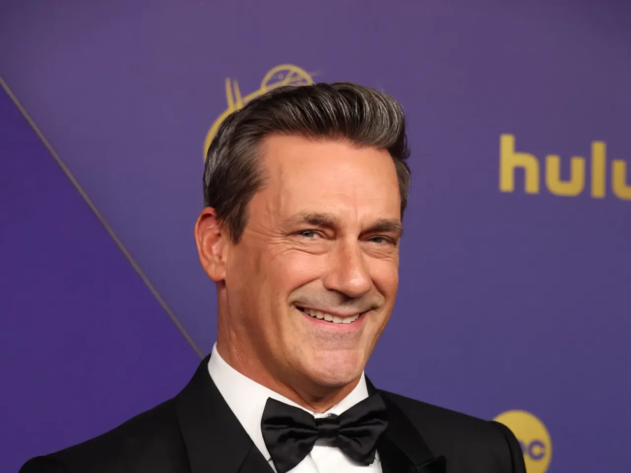 Check out the fashion as stars arrive at the 2024 Emmys red carpet 40 Jon Hamm