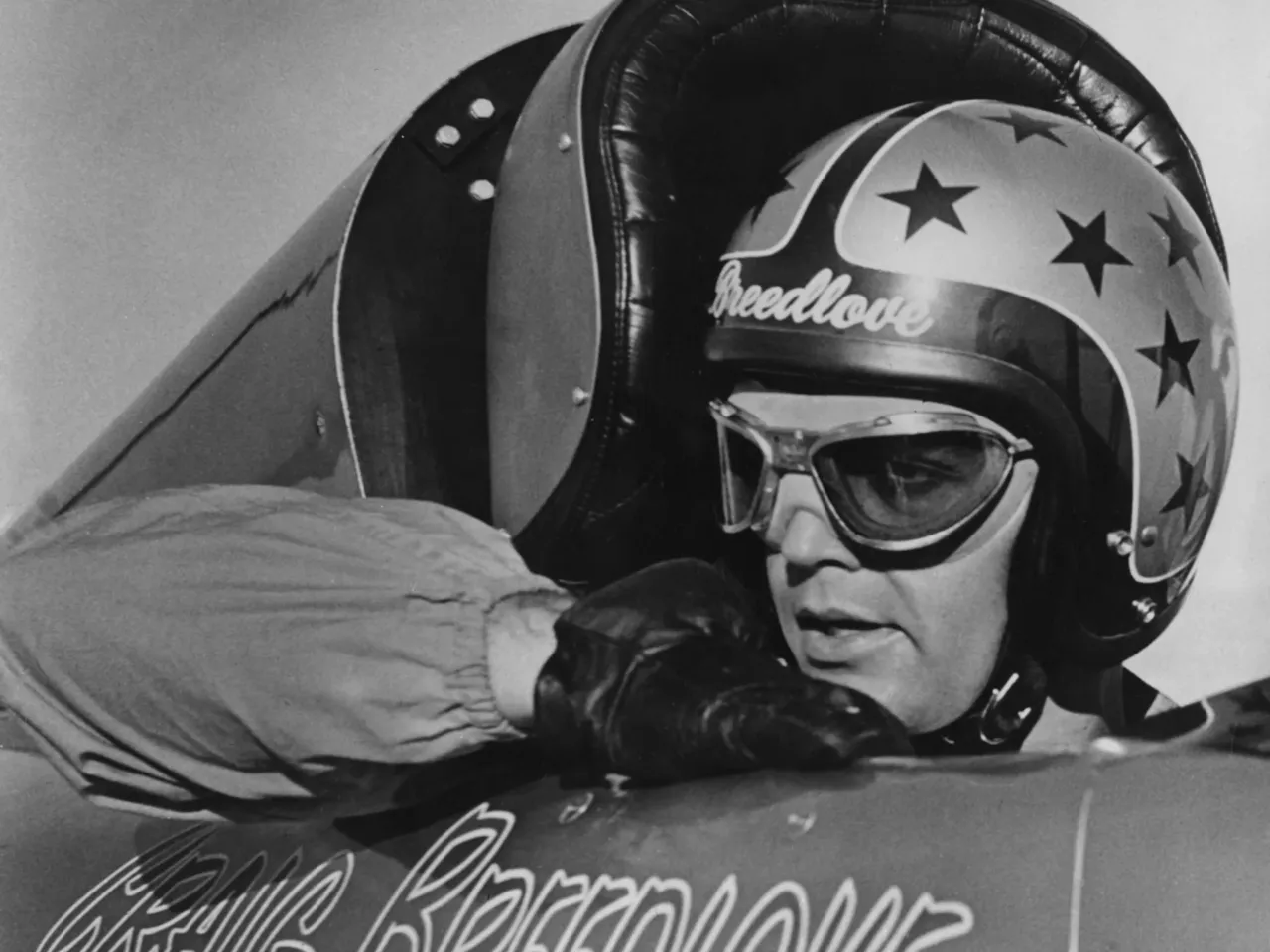 60 years ago, a jet-powered tricycle shattered the land speed record 1 American racing driver Craig Breedlove, circa 1964.