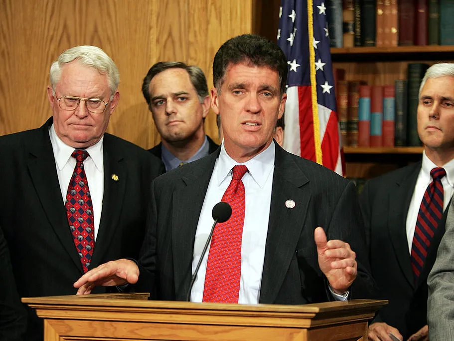 Here's who Trump has picked as Cabinet members and key advisers 32 Dave Weldon, while he was serving in Congress, in 2005.