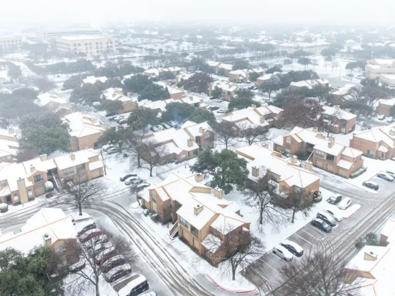 Winter storm brings cold and snow to the Southern U.S.
