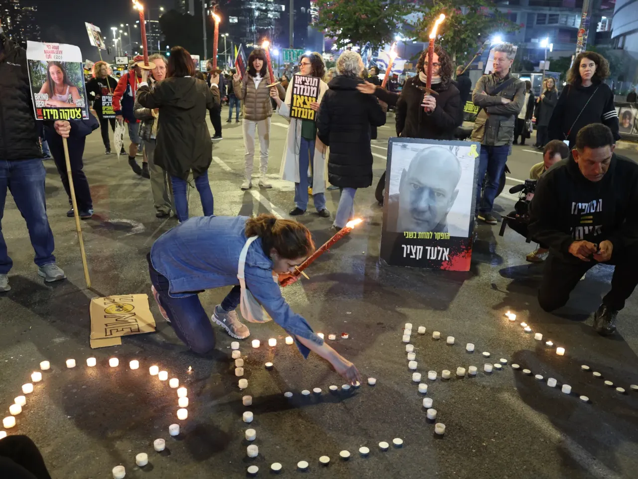Israel approves a ceasefire with Hamas with a first group of hostages out Sunday 1 Relatives and supporters of Israeli hostages held in the Gaza Strip since the Oct. 7, 2023, Hamas-led attack gather in favor of the Gaza ceasefire in front of the Israeli defense ministry in Tel Aviv on Thursday.