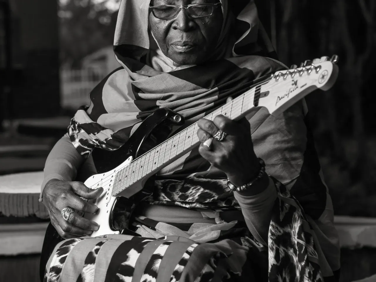 Portraits of women who 'shine a light': from an 'analog' astronaut to a watermelon farmer 3 150406 zakia