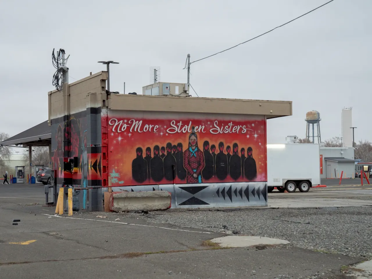 Benita Long disappeared. So why wasn't she added to this missing person database? 4 A mural in Toppenish, Wash., raises awareness about missing Indigenous women.