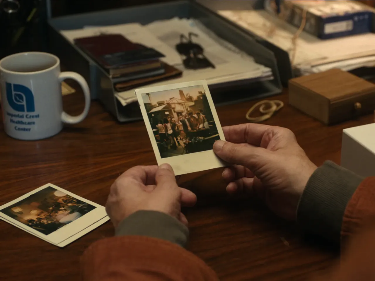Actor Paul Giamatti plays a man who, using AI, steps back into old photographs from a romantic relationship in "Eulogy."