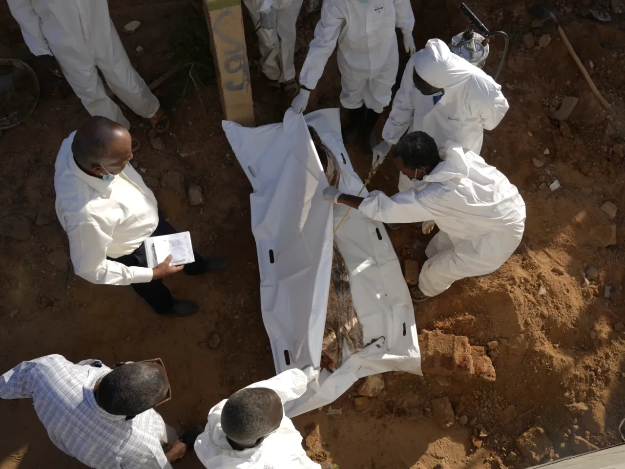 Photos: 2 years of war in Sudan 10 Bodies were buried inside the house during the Rapid Support Forces' control of the area. After the army entered the area, the bodies were removed and buried in cemeteries in Omdurman in 2024.
