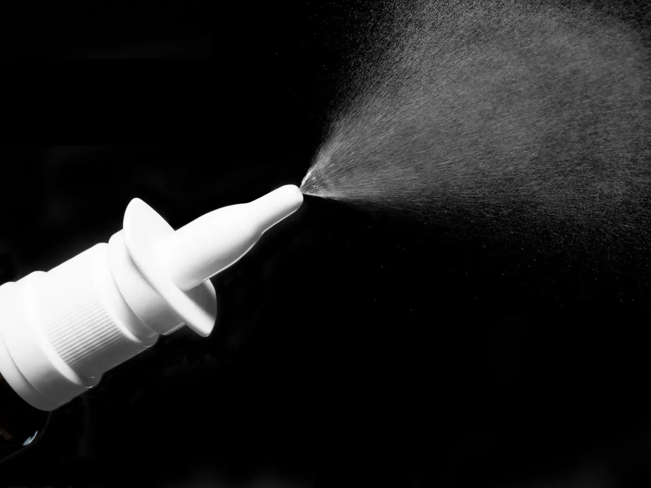 Here’s how to use nasal spray right and more tips for managing spring allergies