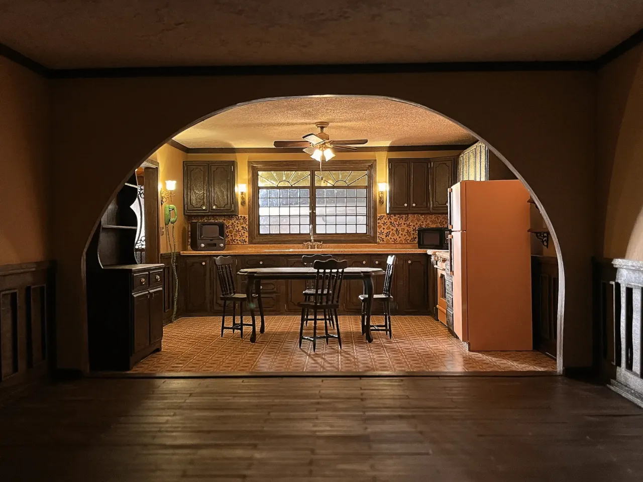 A miniature vintage kitchen created by artist Marina Totino.
