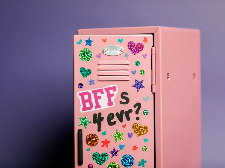 The secret to staying BFFs? Don’t keep score