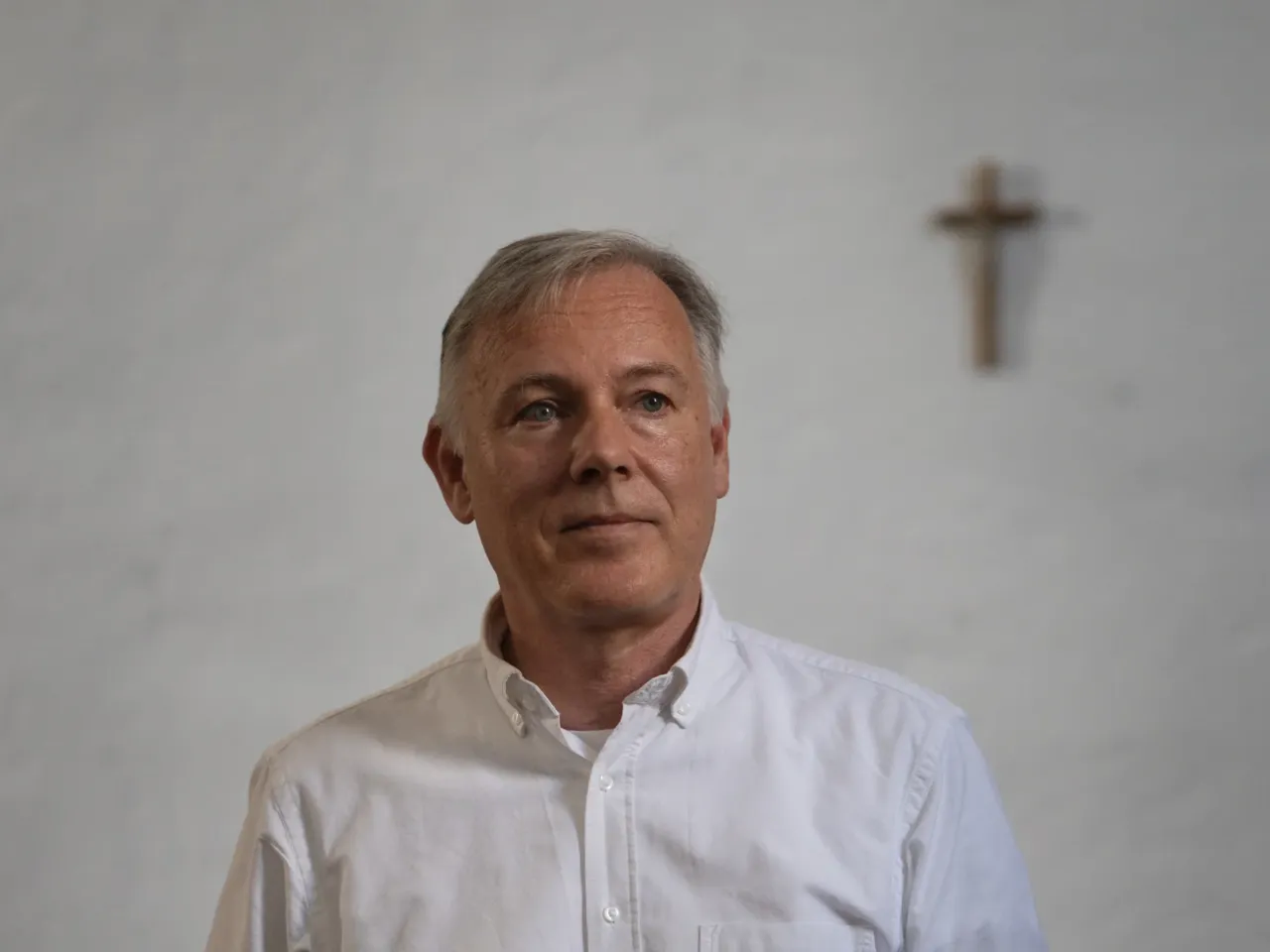 Hungary inspires U.S. conservatives. Its leader is seen as running a 'dictatorship' 3 Boris Kálnoky, a prominent German journalist of Hungarian descent who heads the journalism school at Mathias Corvinus Collegegium.