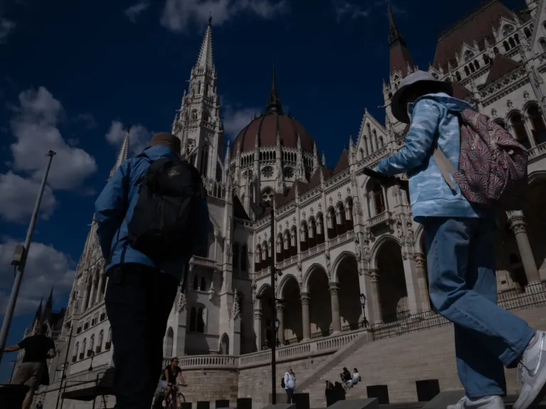 Hungary inspires U.S. conservatives. Its leader is seen as running a ‘dictatorship’