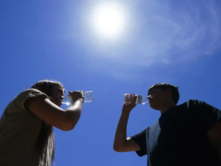 It’s the humidity that gets you. Here’s why — and tips for dealing with muggy days