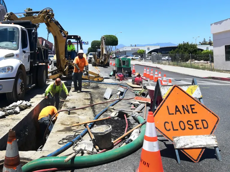 Why is extreme heat causing roads to buckle in multiple states?