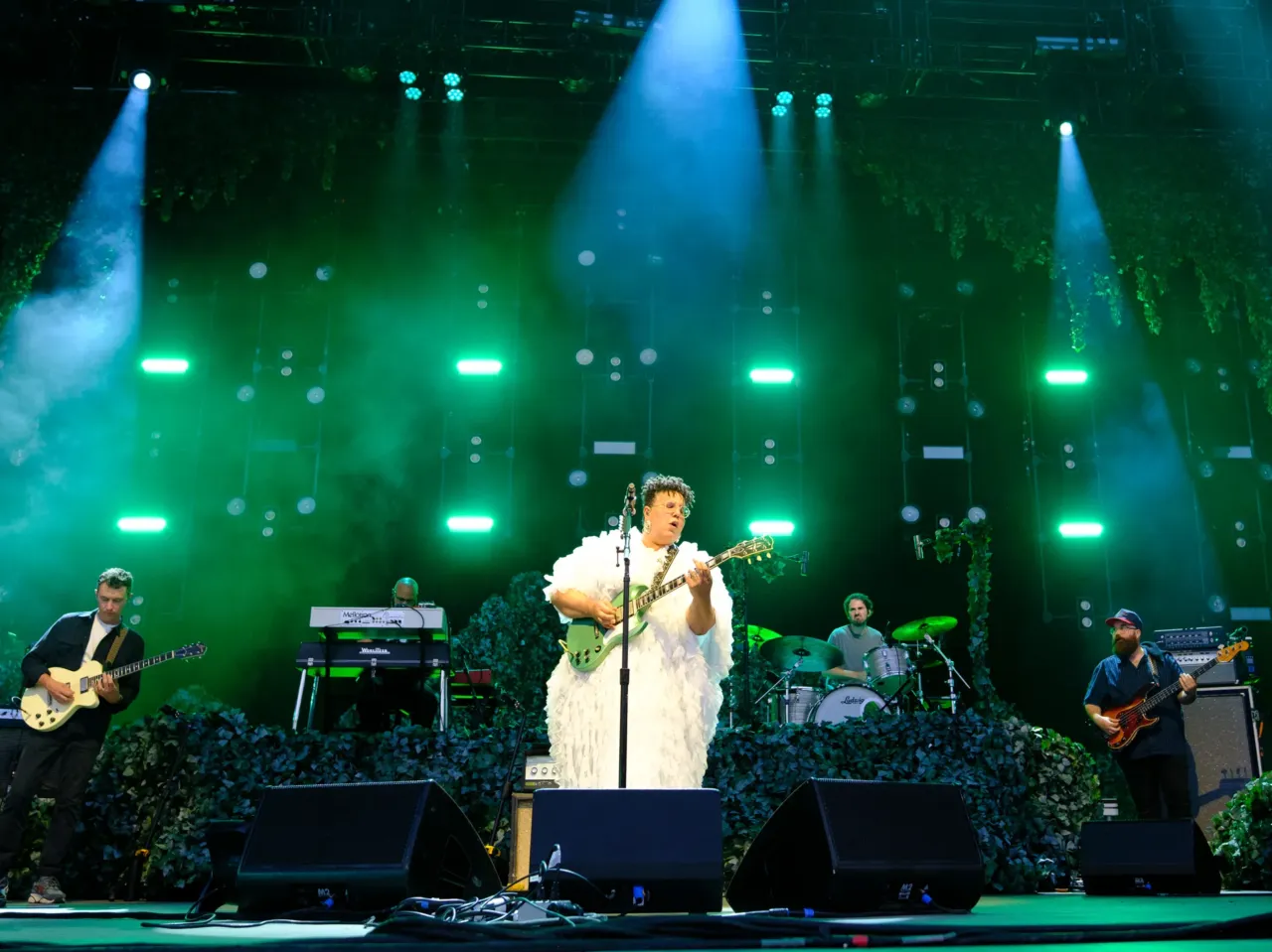 After a decade away, Alabama Shakes return with a new song, 'Another Life' 1 Brittany Howard (center) leads the Alabama Shakes in a performance on July 26, 2025 at Coca-Cola Amphitheater in Birmingham, Ala.