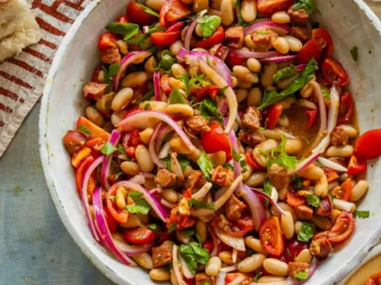 Get your tastebuds ready for fall with a recipe that’s packed with flavor and color