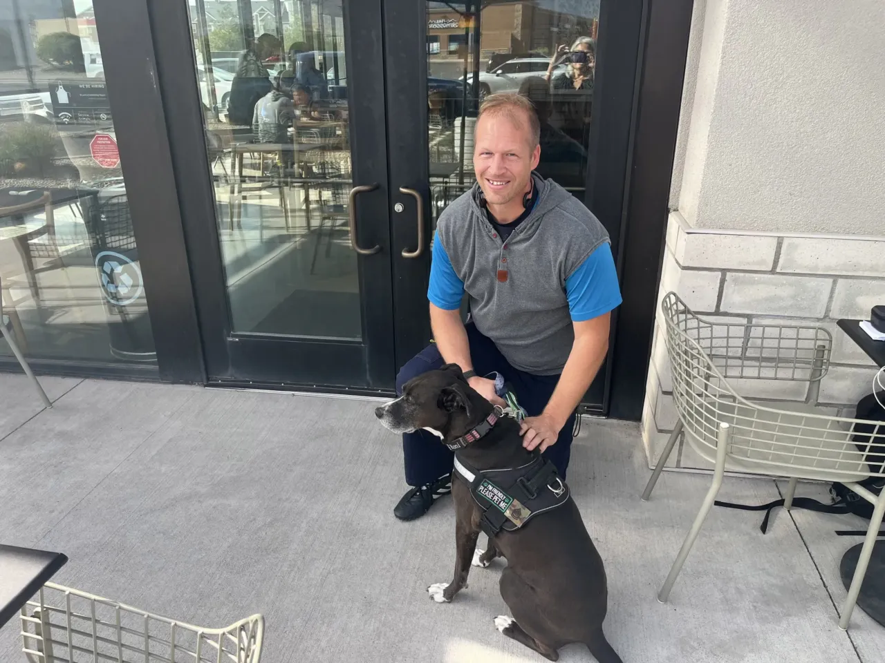 Utah residents are reeling, knowing the Charlie Kirk suspect is one of their own 2 Trauma therapist Nathan Pond and his dog Roni live in Orem, Utah. Pond says he's been getting lots of calls from people in the community seeking help.
