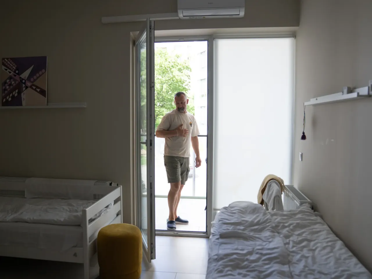 How to reintegrate over a million veterans? Groups in Ukraine are working on it 2 Khrystiuk occasionally puts a hand on the right side of his chest and winces from the pain he still feels due to his wounds. Still, he says the mental recovery is more difficult than the physical one.