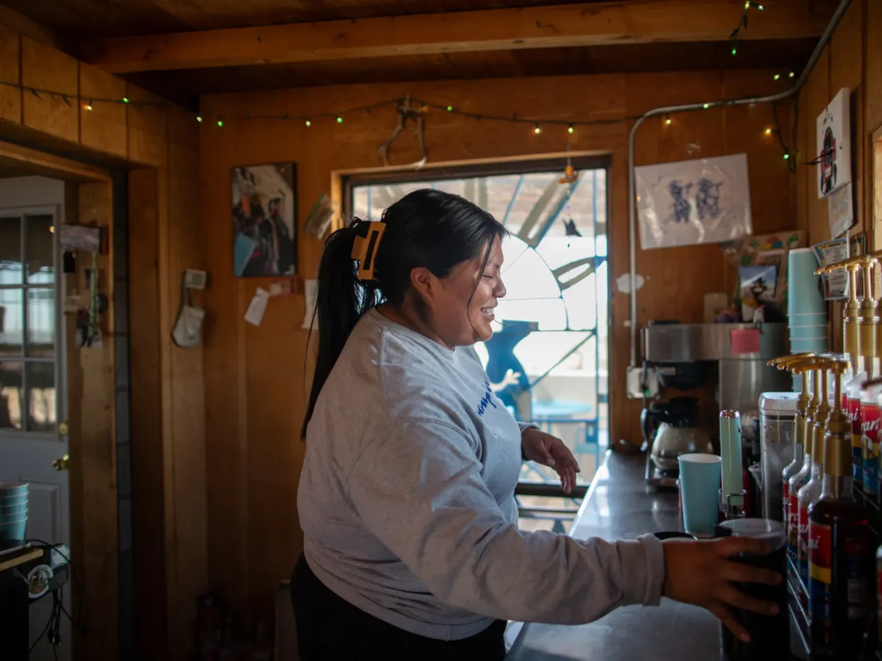 A tribe in Arizona planned to connect 600 homes to electricity. Then the funding was cut 4 Storm Tso mixes up a drink at Hopi Grounds, one of the businesses along the side of Route 264, the main thoroughfare that connects the three mesas of the reservation.