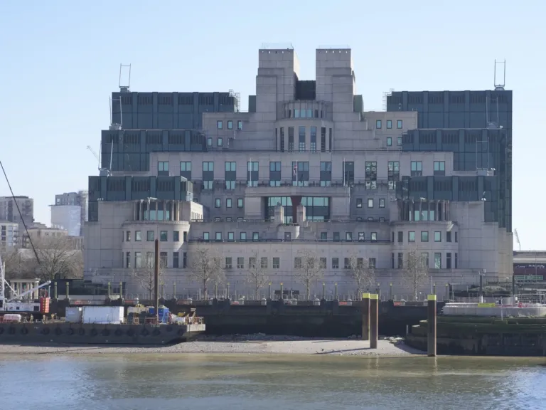 Move over James Bond: A new service lets anyone share secrets with Britain