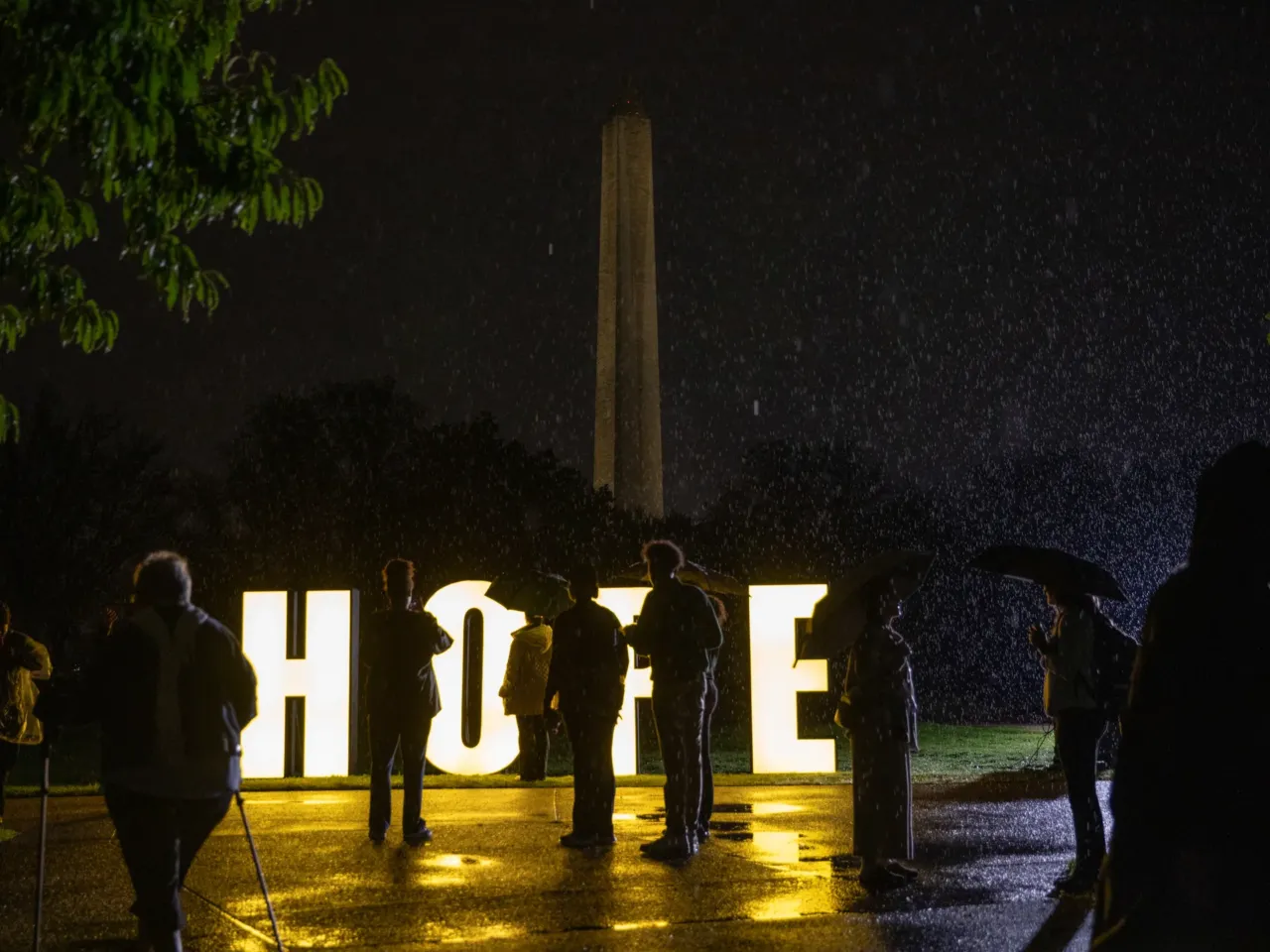 'Cancer doesn't care': Patients pushed past divisive politics to lobby Congress 2 An illuminated sign says "HOPE" on the National Mall in Washington, D.C., part of an annual event organized by the American Cancer Society Cancer Action Network to bring the needs of cancer patients to the attention of lawmakers. A steady rain fell on this year's evening vigil.