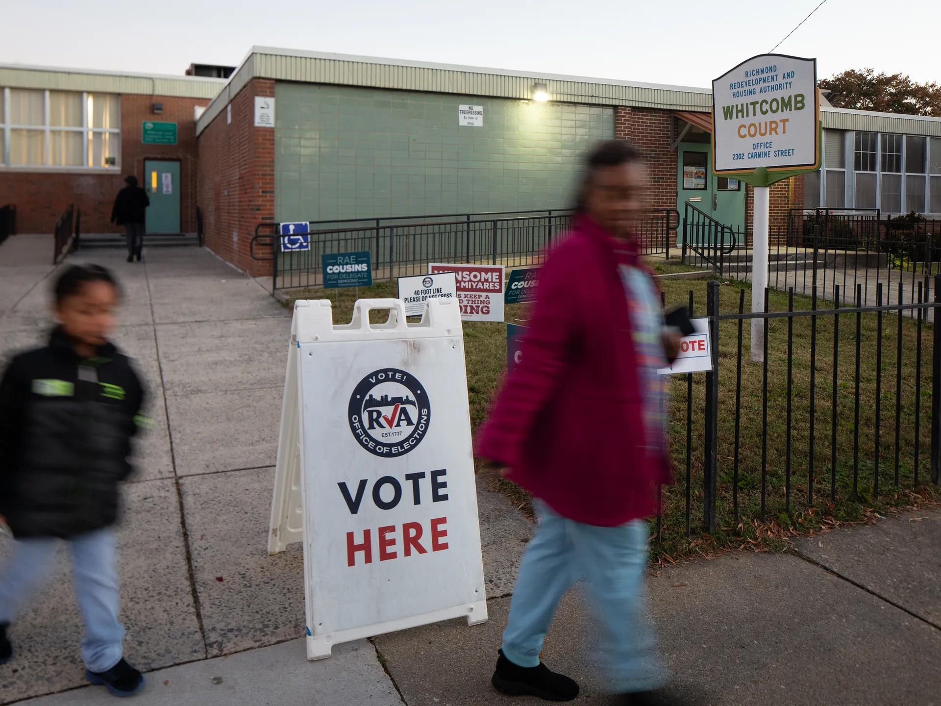 Photo essay: Amid historic election, Virginians long for change 13 Early-morning voting on Nov. 4, 2025, in Richmond's East End neighborhood.