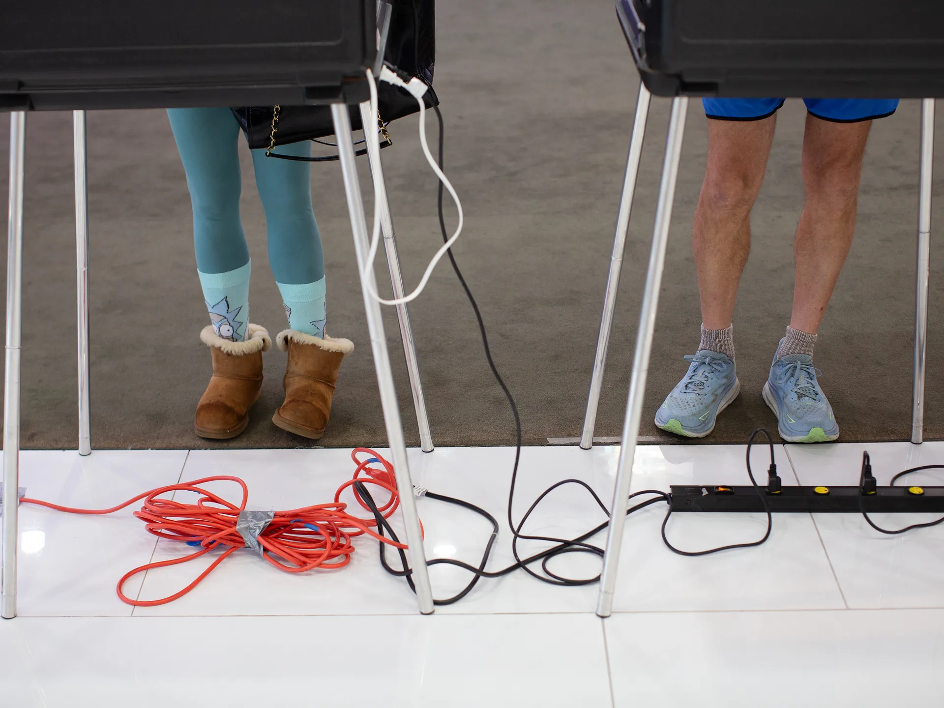 Photo essay: Amid historic election, Virginians long for change 17 171867 palmer 20251104 election day richmond va 5diii 157