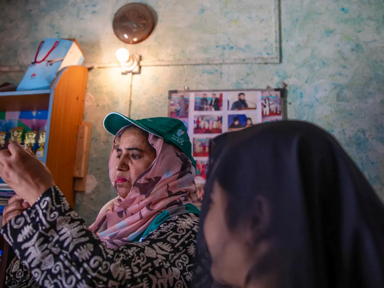 A first-time HPV vaccination campaign sees some success -- and strong resistance 1 Rehana Khan Abbasi administers the HPV vaccine to girls at a school in Bhara Kahu in Islamabad, Pakistan.