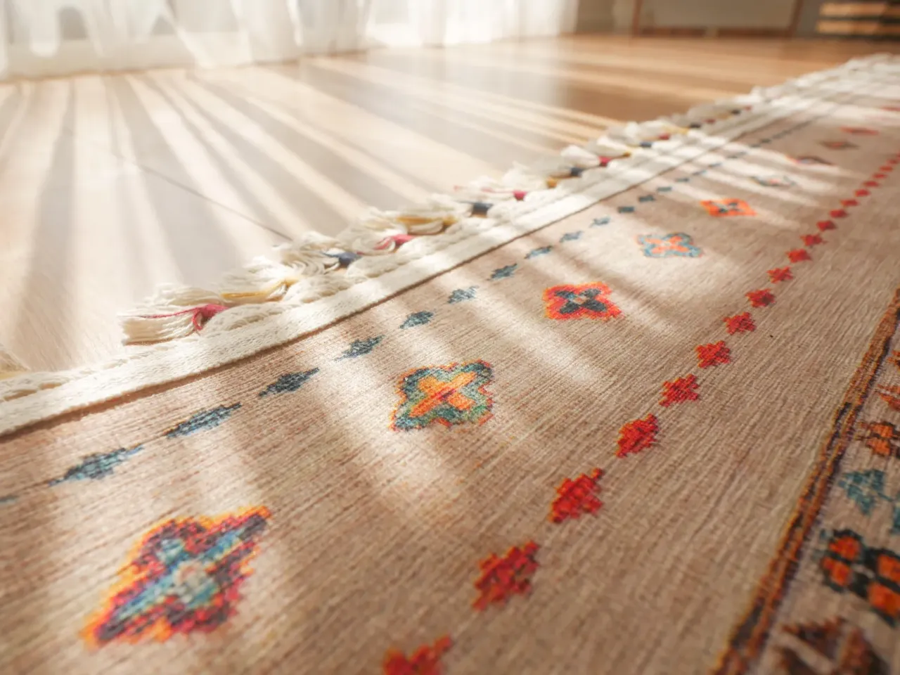 4 reasons to decorate your home without the help of social media 2 Some trends that look great on Instagram, like peel-and-stick tile flooring, can fall short in person. If you want to redo your floors but you're not able to right now, opt for something that still has texture and presence, like an area rug.