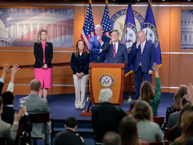 ACA shoppers face sticker shock as Congress dithers on health care