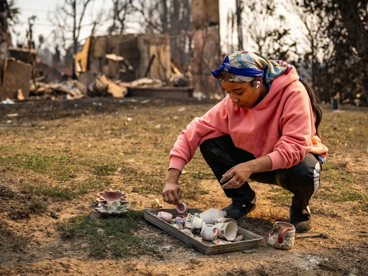 2025: The images that stayed with us 9 Taylor Williams, 17, goes through pieces of her teacup collection from the home she shared with her family after it was destroyed in the Eaton Fire in Altadena, Calif., on Jan. 9, 2025.