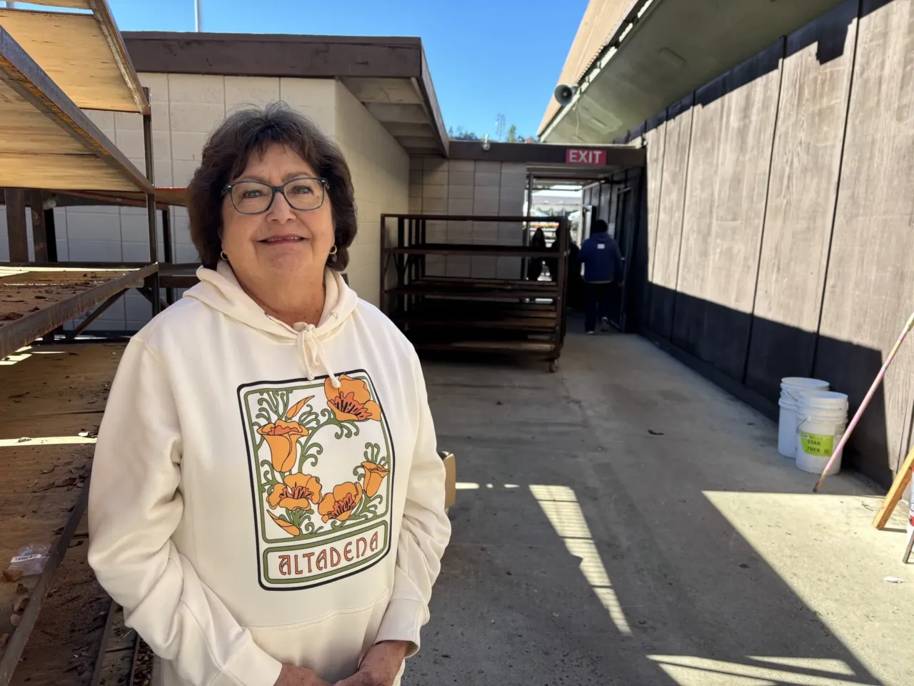 Rising from the ashes, a symbol of hope at the Rose Parade 1 Darlene Leyba plans to rebuild her home, which burned in the Eaton Fire. "Altadena's home," she says. "We want to be back." In the meantime, she is honored to represent her community by working on the float.