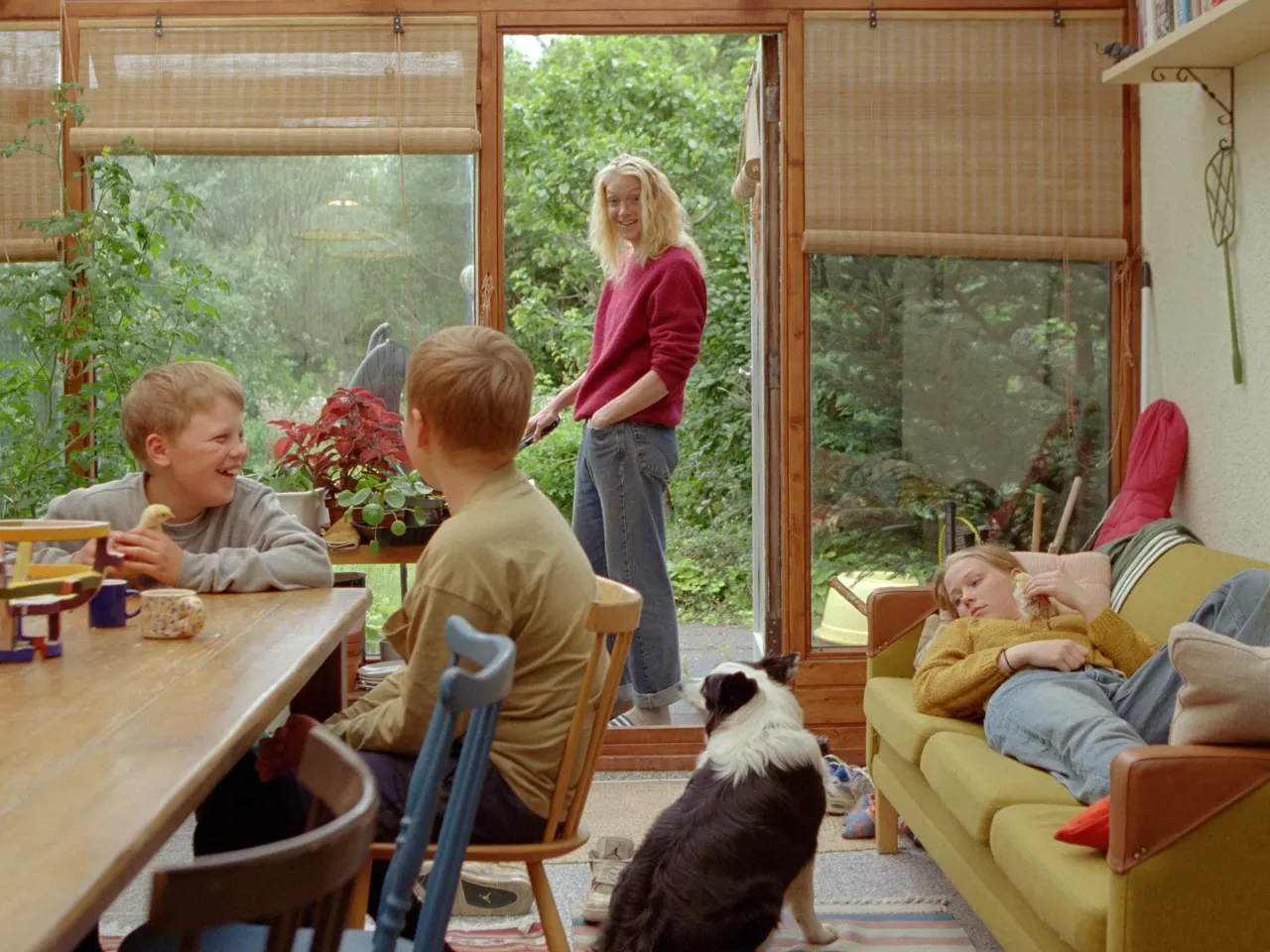 In this Icelandic drama, a couple quietly drifts apart 1 Saga Garðarsdóttir with Þorgils Hlynsson, Grímur Hlynsson and Ída Mekkín Hlynsdóttir.
