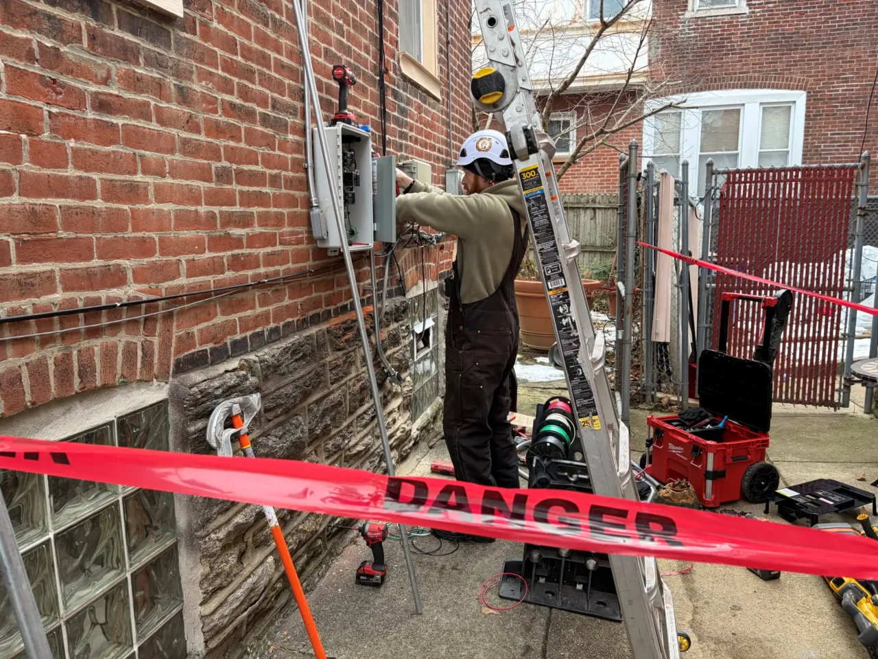 Tax credits for solar panels are available, but the catch is you can't own them 2 Solar States employee Doug McIntyre installs wiring for a new rooftop solar project in North Philadelphia.