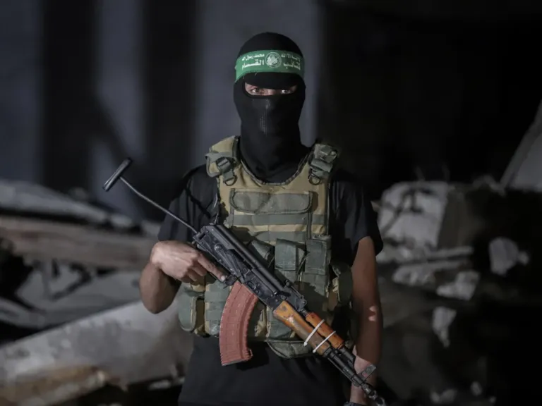 Trump’s mediators offer Hamas formal proposal to give up its weapons in Gaza