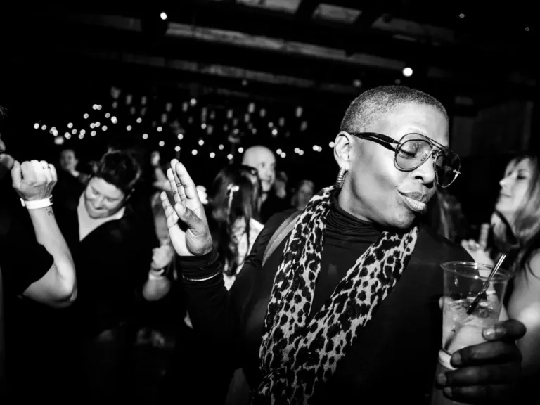 Party vibes plus an early bedtime? This dance club doesn’t sacrifice sleep