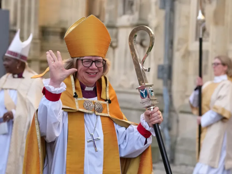 For the first time in more than 1,400 years, Church of England gets a woman leader