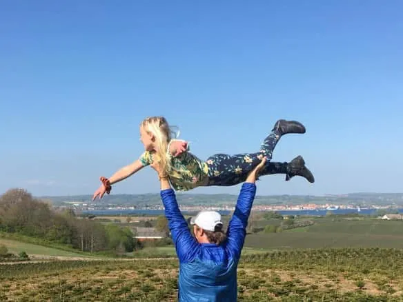 How a stranger’s kind words stayed with a father and daughter