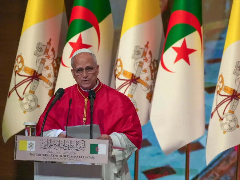 Pope Leo brushes off Trump criticism amid growing Vatican–U.S. tensions over Iran war