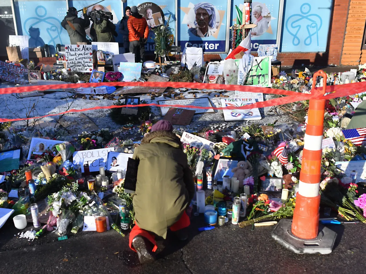 As masked U.S. Immigration and Customs Enforcement agents swarmed Minneapolis early this year and the country reeled from federal agents fatally shooting Renee Macklin Good and Alex Pretti, Little and other colleagues grew alarmed that ICE agents could be abusing Thomson Reuters investigative tools that provide vast quantities of personal data on people, including license plate information.