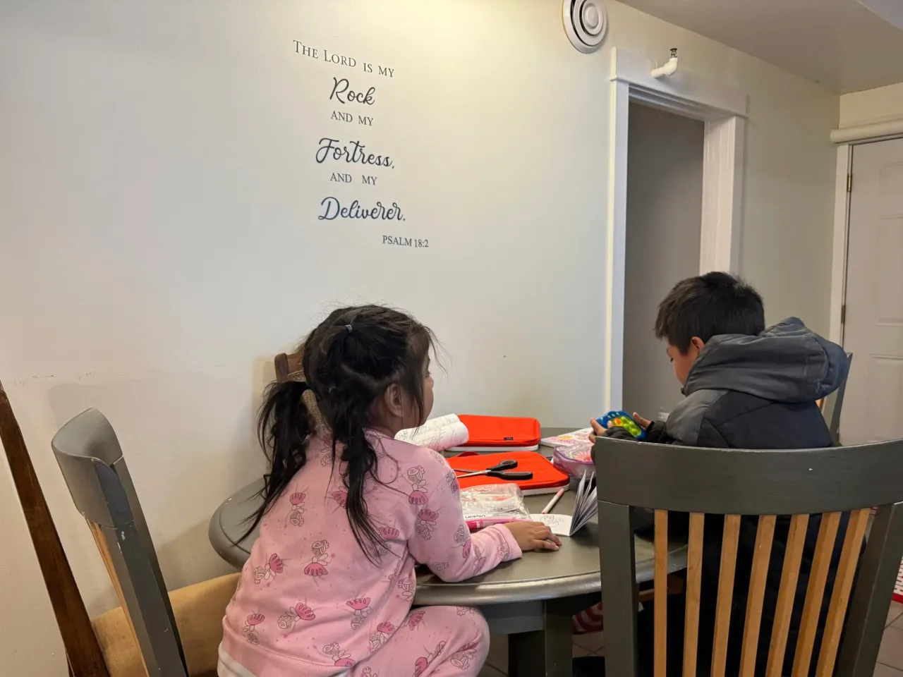 One clinic tracks the heavy toll Trump's immigration crackdown takes on mental health 1 Two children draw in coloring books in a safe house in Minneapolis on Friday, Jan. 16, 2026. Their mother and grandmother were detained earlier that month by federal immigration agents.