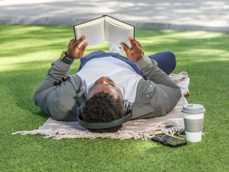 Having trouble focusing on your book? Try immersive reading