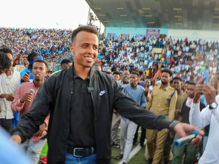 Somali World Cup referee denied U.S. entry, hailed as hero at home