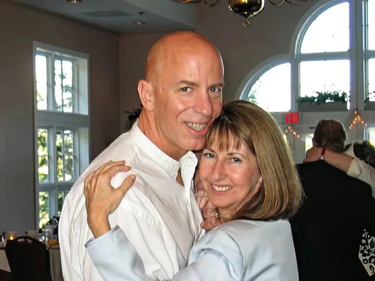 A nurse became a friendly face for a woman going through chemo