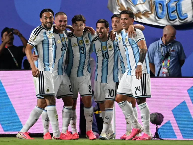 Soccer’s premier goal scorers, led by Lionel Messi, show up to the World Cup with a bang