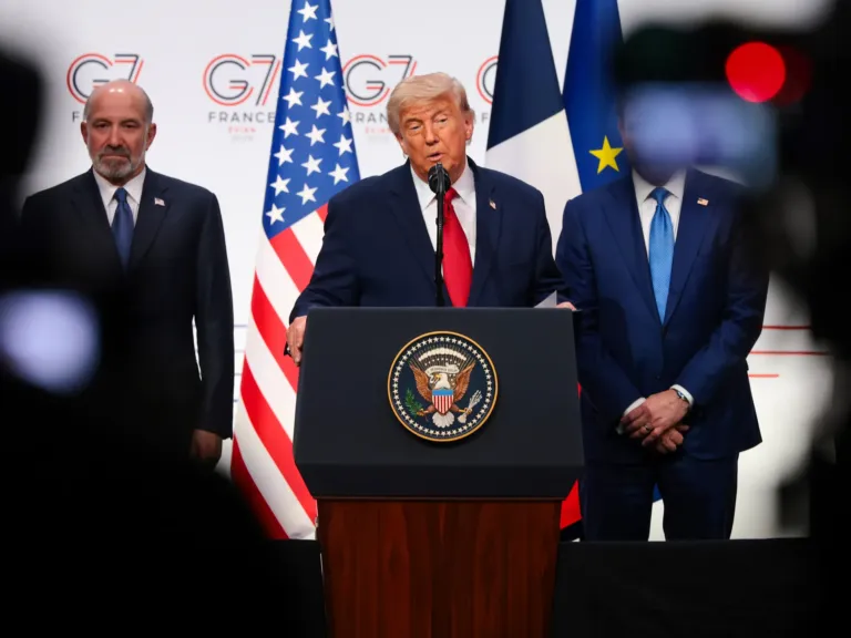 Trump signs preliminary agreement with Iran, after releasing details