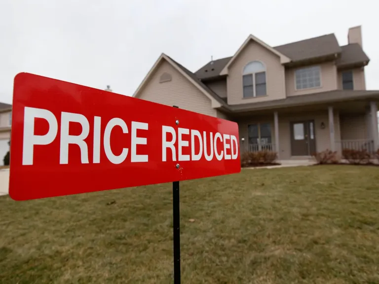 When falling housing prices are good news — and when they’re not