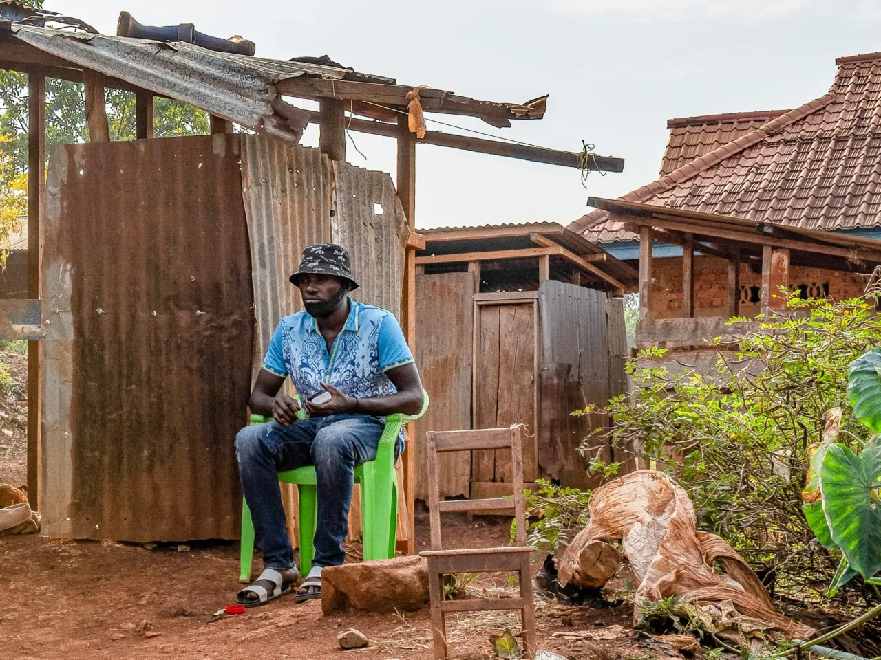 Inside the gold-mining town where the Ebola outbreak likely started 4 Serge Ugena of Mongbwalu lost his wife and five family members to Ebola as the outbreak swept through the Shuni neighborhood, one of the hardest-hit areas of the town.